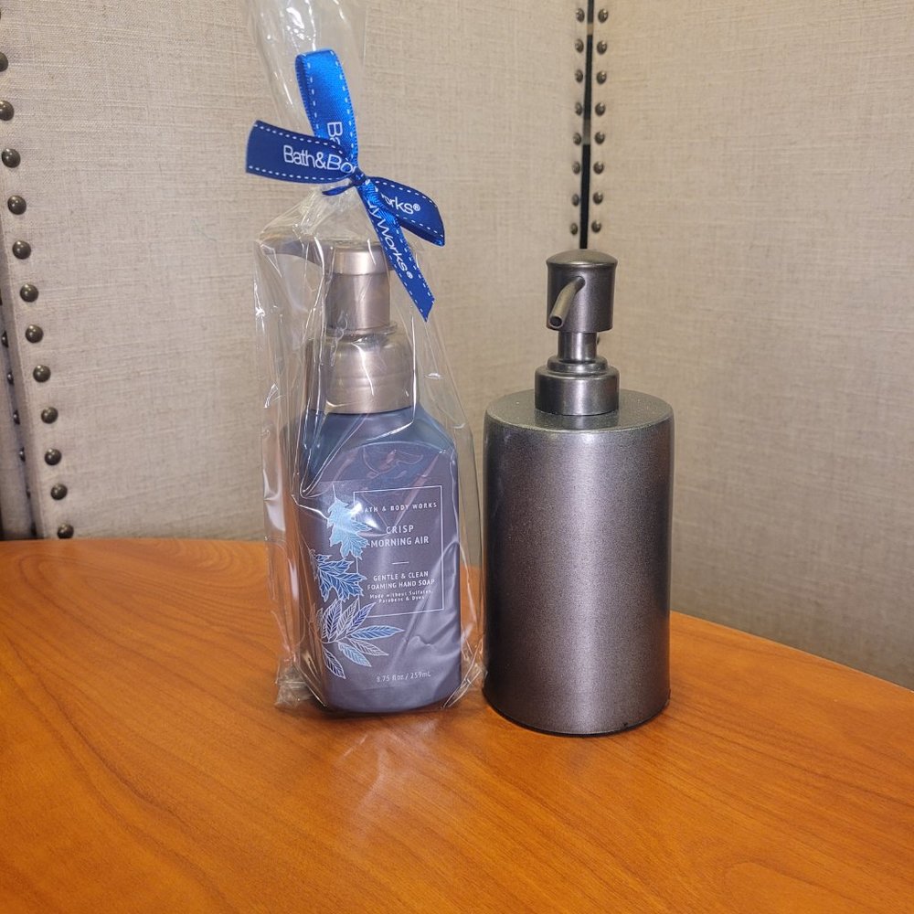 NWT - Crisp Morning Air Hand Soap